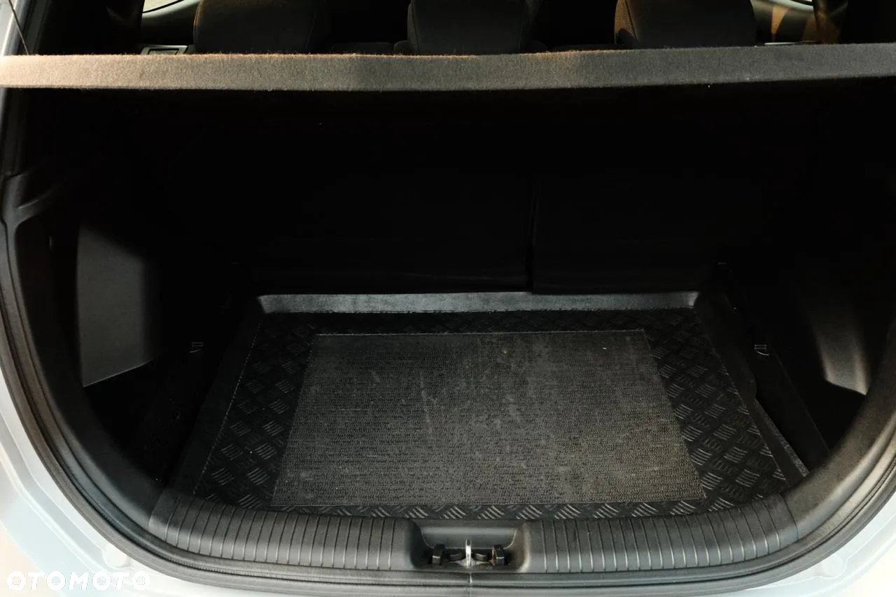 Hyundai ix20 1.4 Comfort - 10
