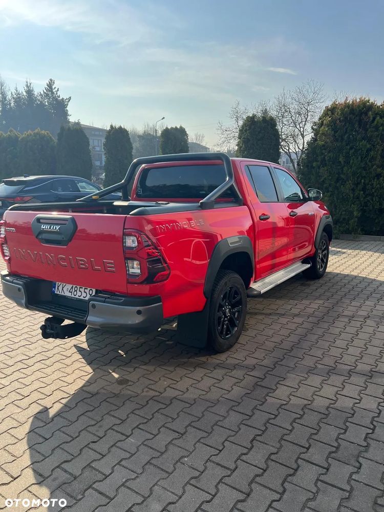 Toyota Hilux 2.8 D-4D Double Cab Invincible 4x4 - 5