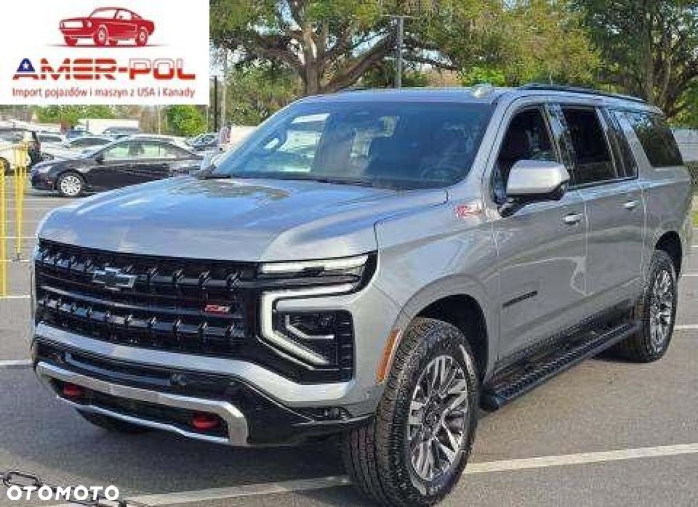 Chevrolet Suburban - 1