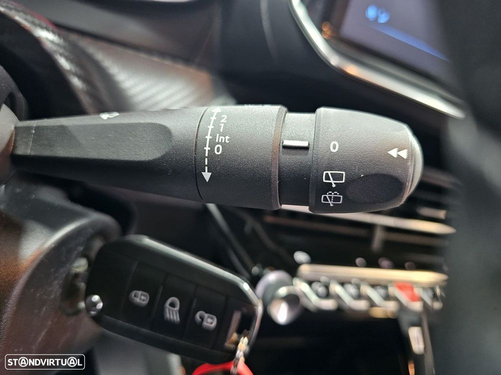 Peugeot 208 1.2 PureTech Active Pack - 18