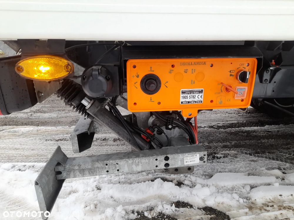 Iveco DAILY 72C18 70C18 Dmc 7200kg MROŹNIA/CHŁODNIA kontener 10 palet grube ściany 7cm!!! WINDA Dhollandia 1000kg// IGŁA// - 23