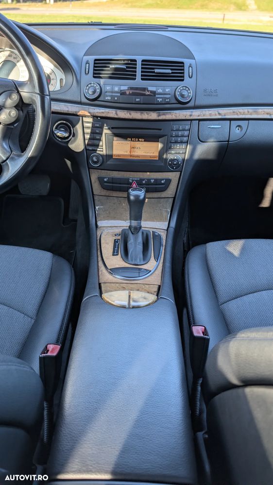 Mercedes-Benz E - 13