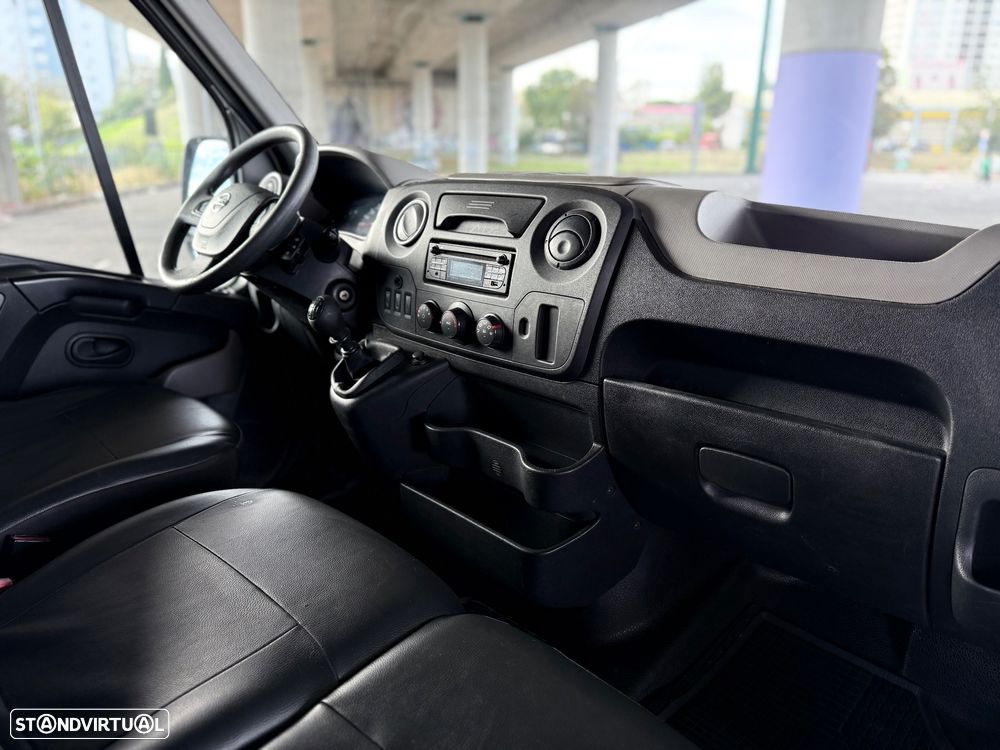 Nissan NV400 c/ plataforma elevatória - 7