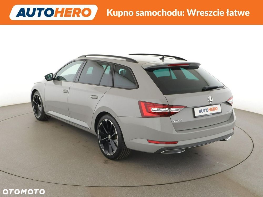 Skoda Superb 2.0 TDI DSG Sportline - 5