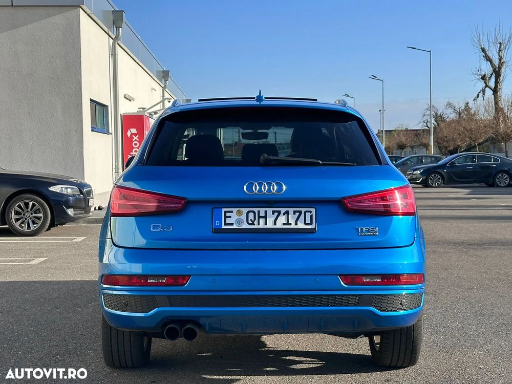 Audi Q3 - 30