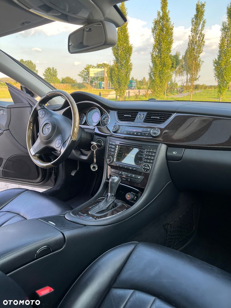Mercedes-Benz CLS - 20
