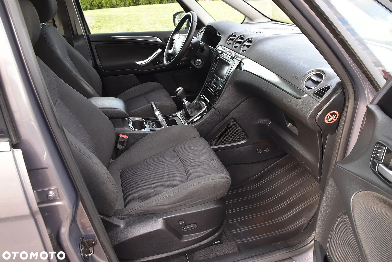 Ford Galaxy - 37