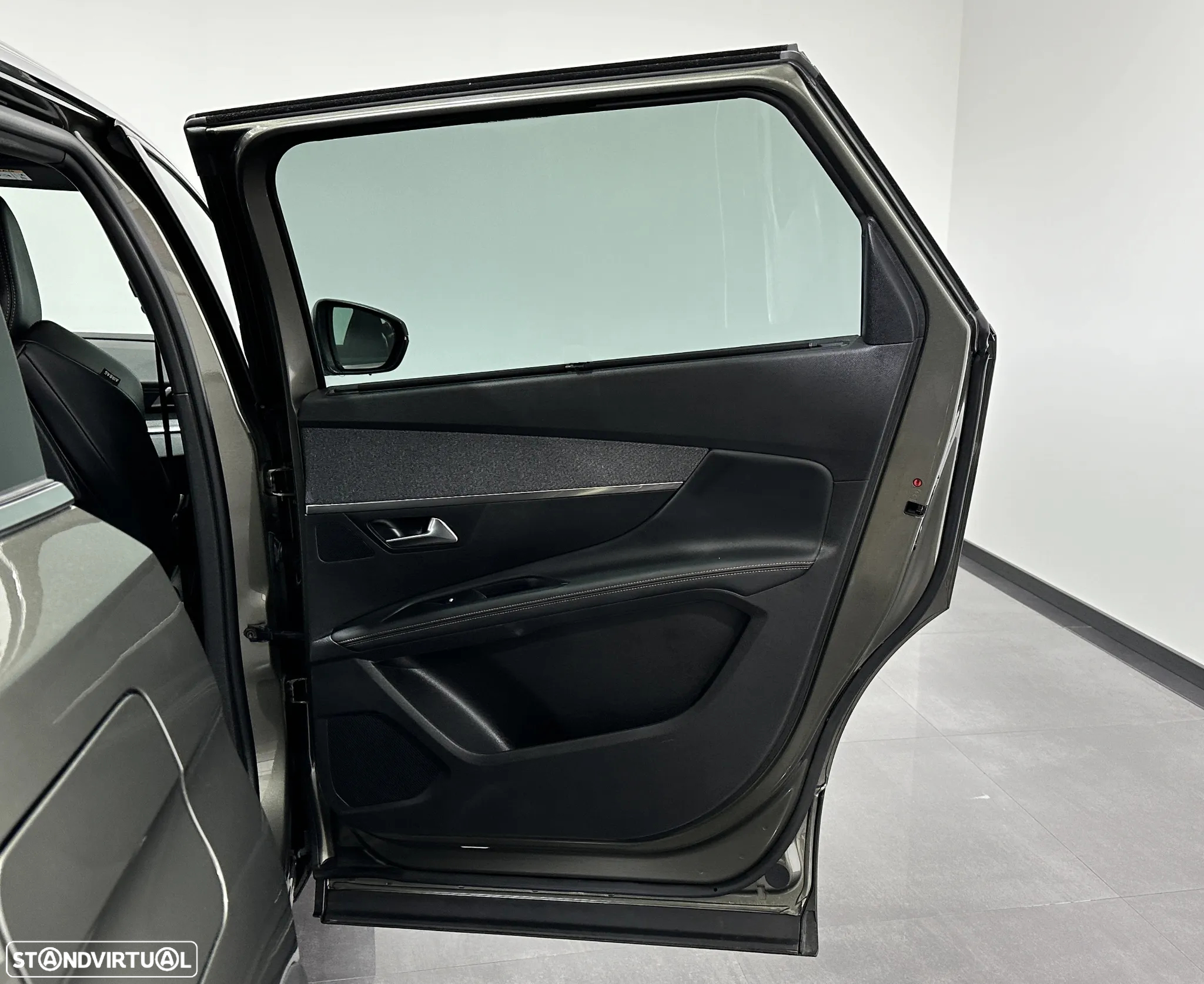 Peugeot 3008 1.5 BlueHDi Allure - 42