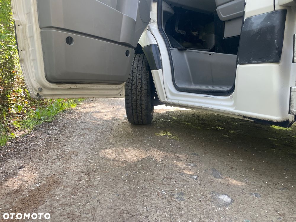 Mercedes-Benz Sprinter - 4