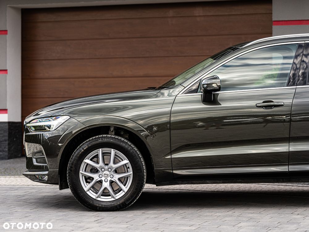 Volvo XC 60 B4 D Geartronic Momentum Pro - 10