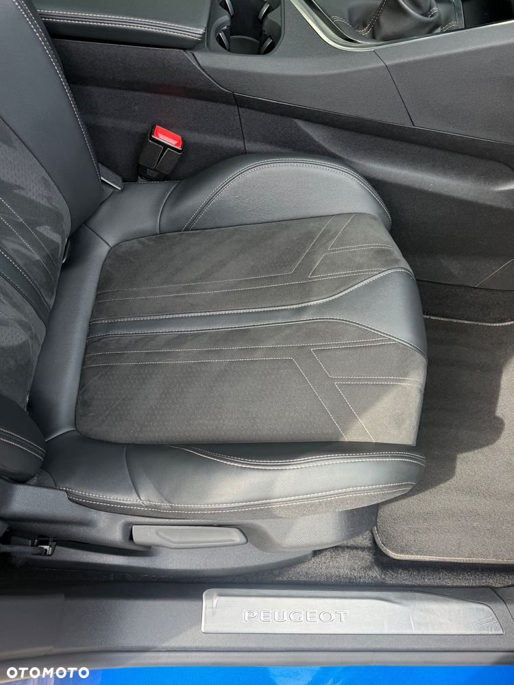 Peugeot 3008 1.2 PureTech GT S&S - 22