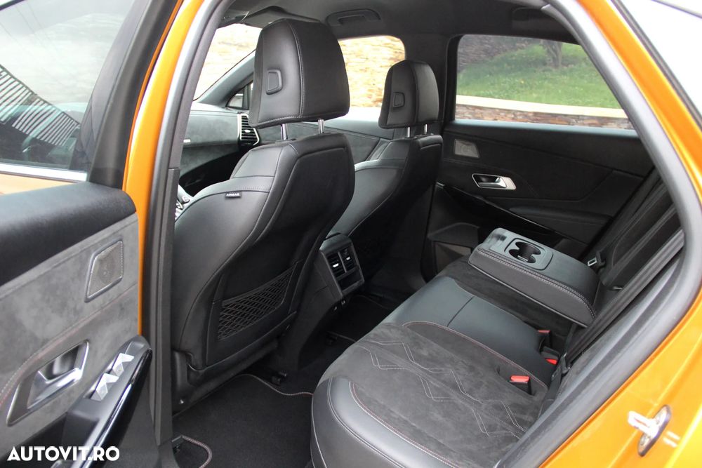 DS Automobiles DS 7 Crossback - 17