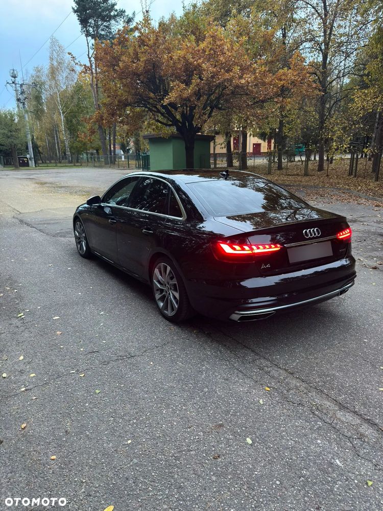Audi A4 Limousine - 13