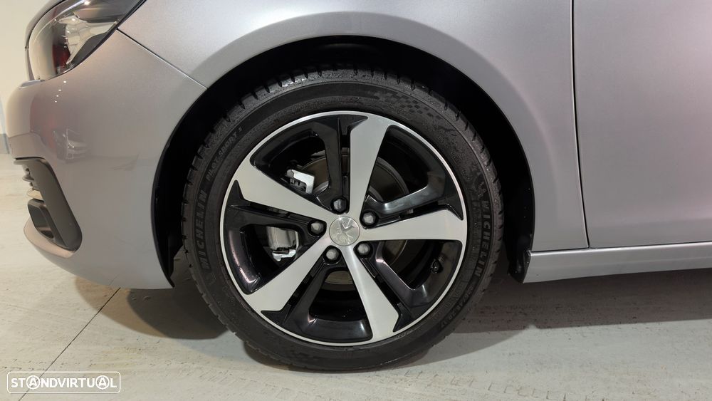 Peugeot 308 PureTech 130 GPF EAT8 Stop & Start Allure - 7