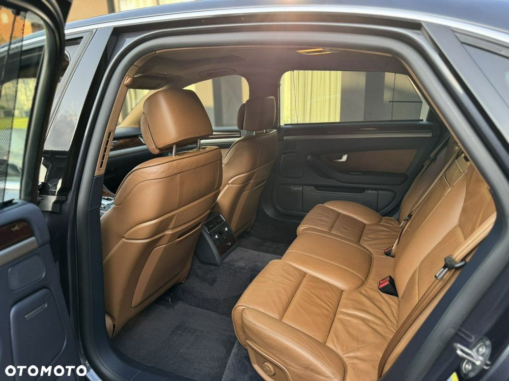Audi A8 - 16
