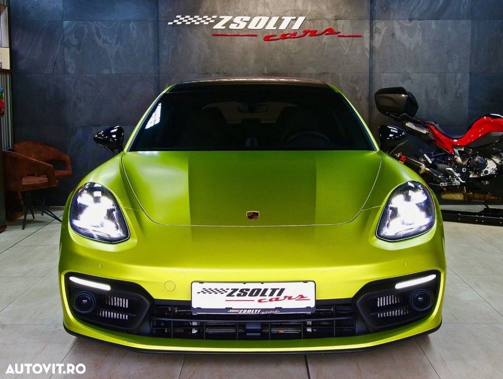 Porsche Panamera 4S E-Hybrid - 12