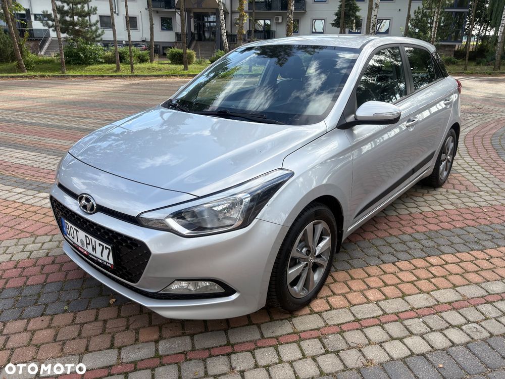 Hyundai i20 blue 1.2 Advantage+ - 4