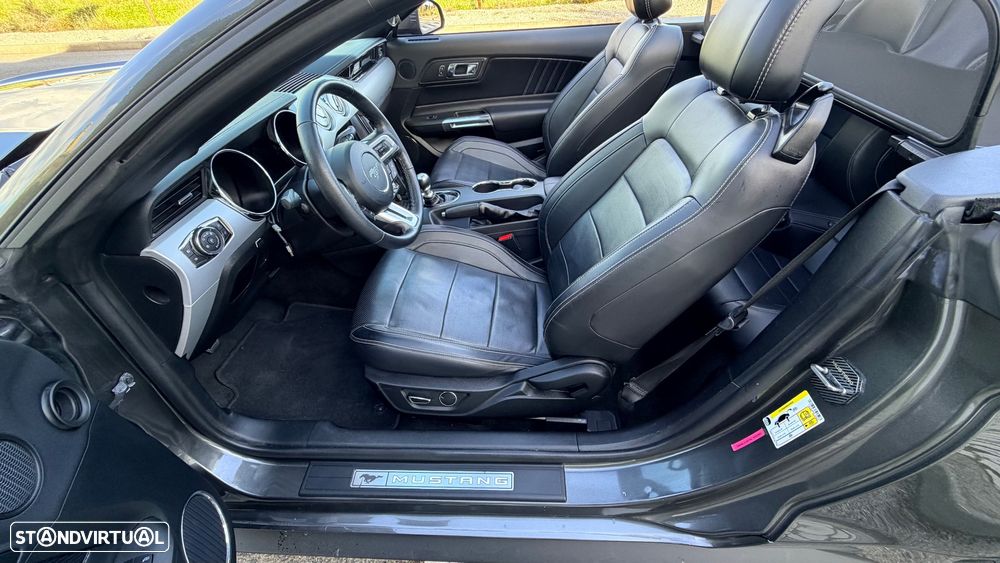 Ford Mustang Cabrio 2.3 Eco Boost - 9