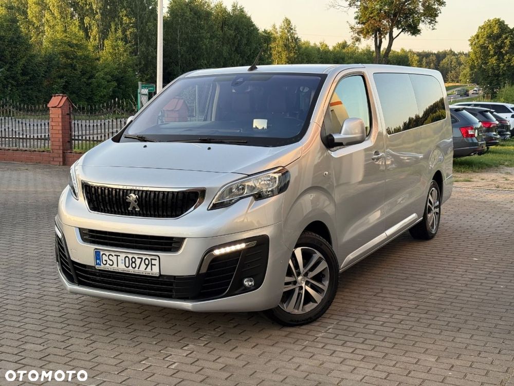 Peugeot Traveller - 2