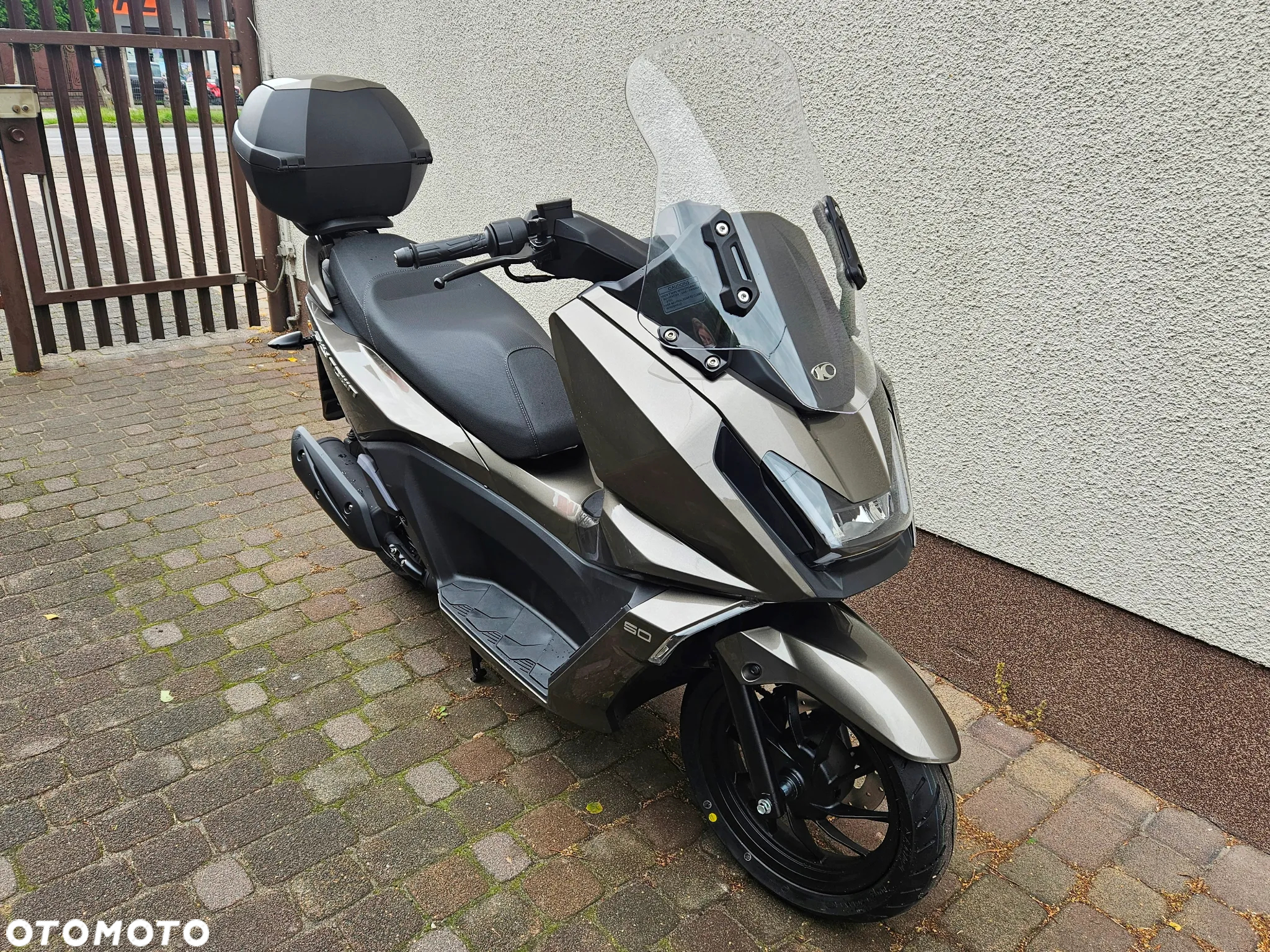 Kymco Skytown - 3