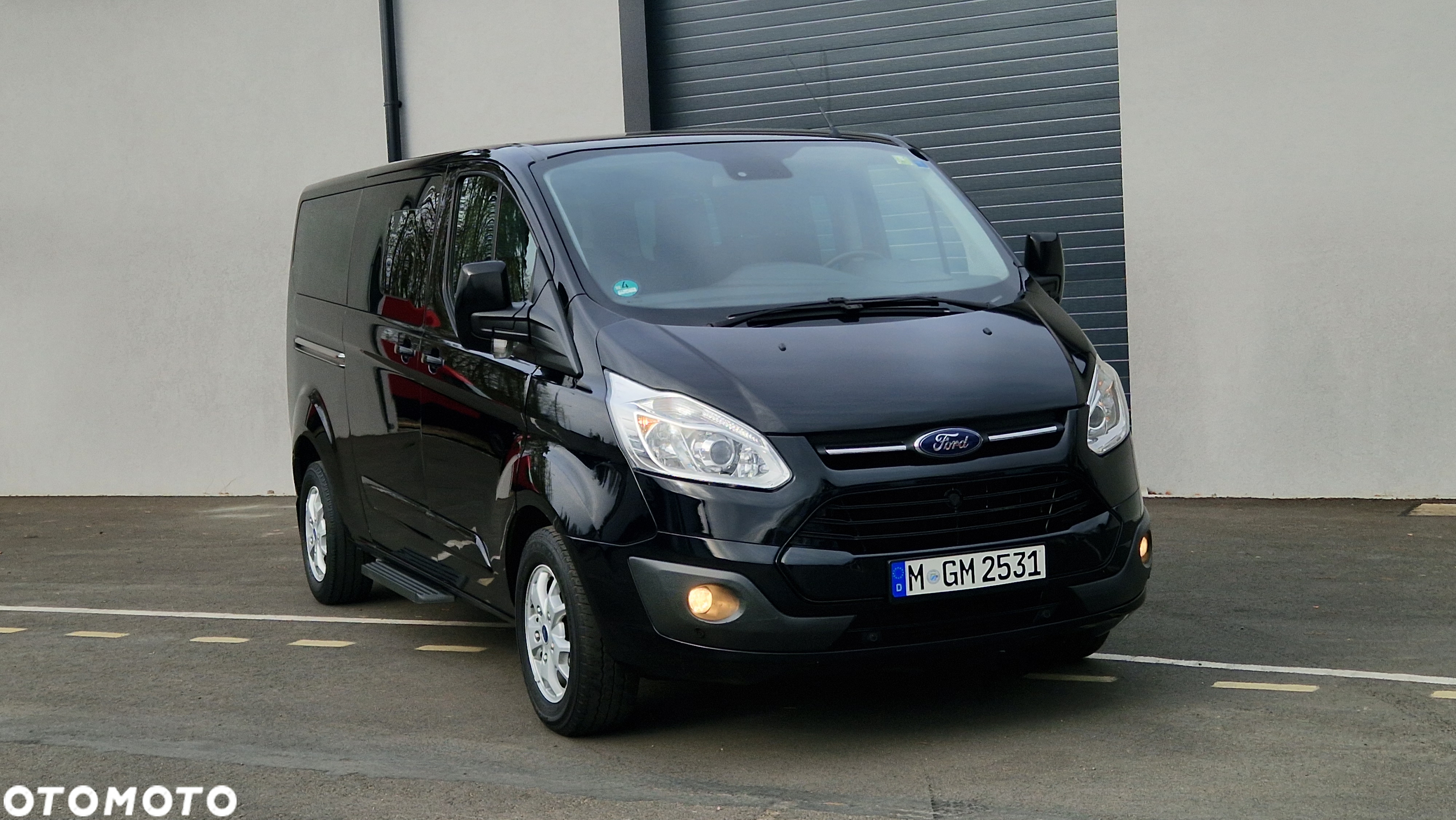 Ford Tourneo Custom 2.0 EcoBlue L2 Shuttle Bus Titanium - 6