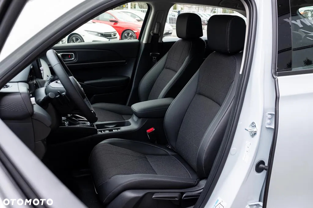 Honda HR-V 1.5 i-MMD Advance CVT - 12