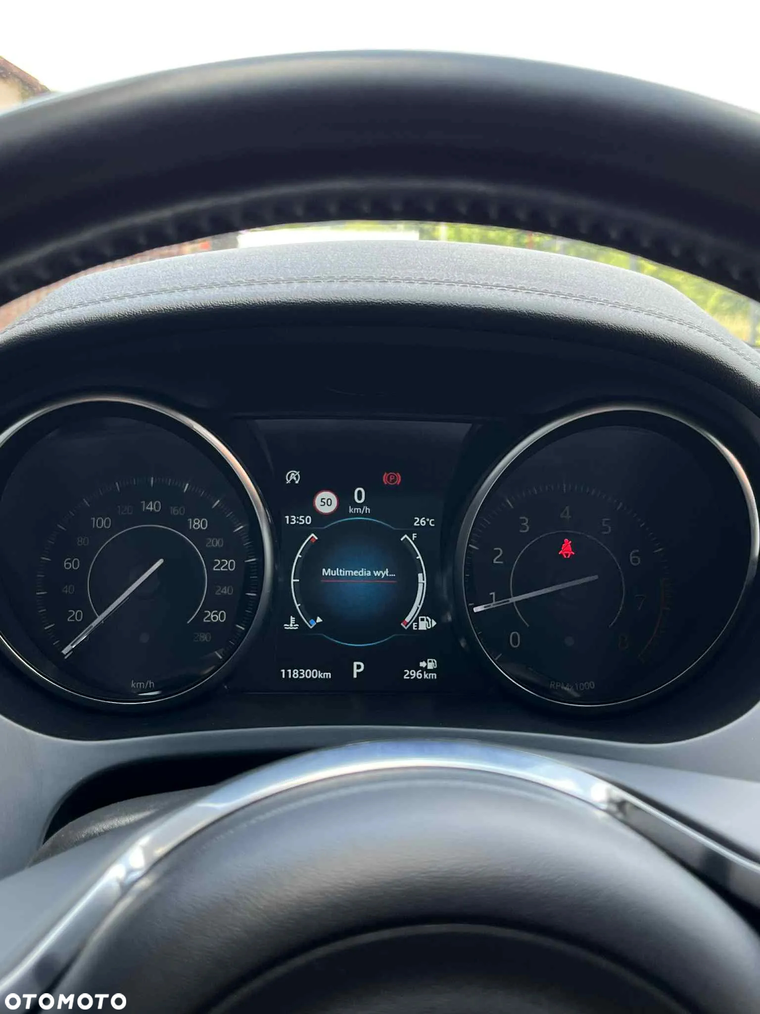 Jaguar E-Pace 2.0 i4P AWD R-Dynamic - 10