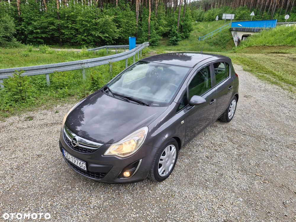 Opel Corsa 1.4 16V Cosmo - 31