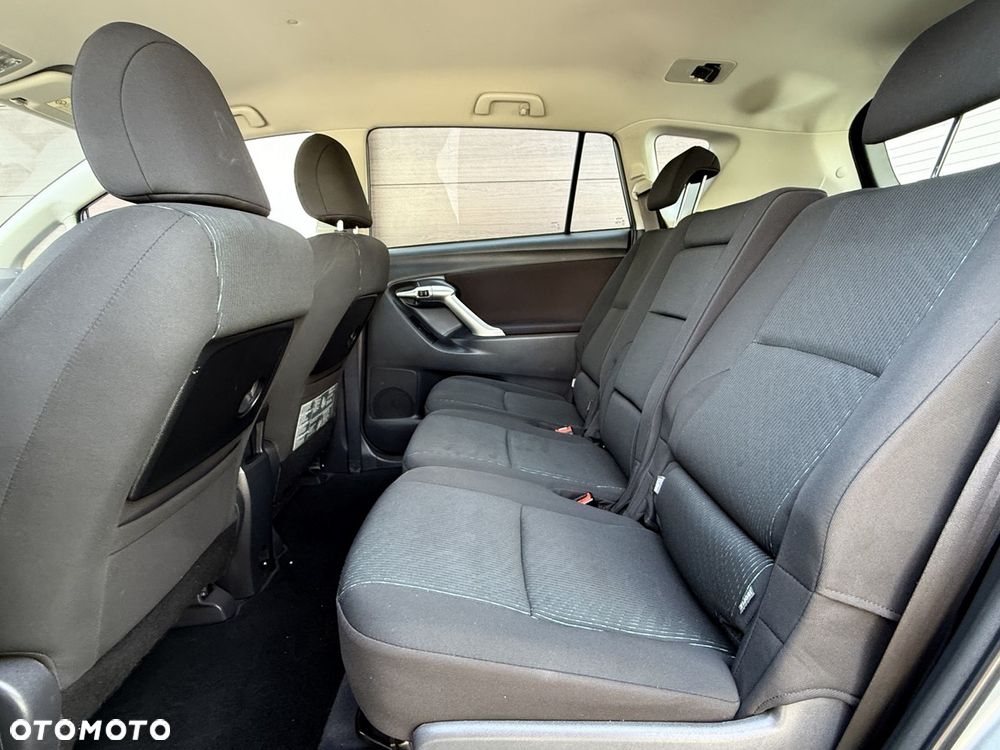 Toyota Verso 1.8 Edition - 17