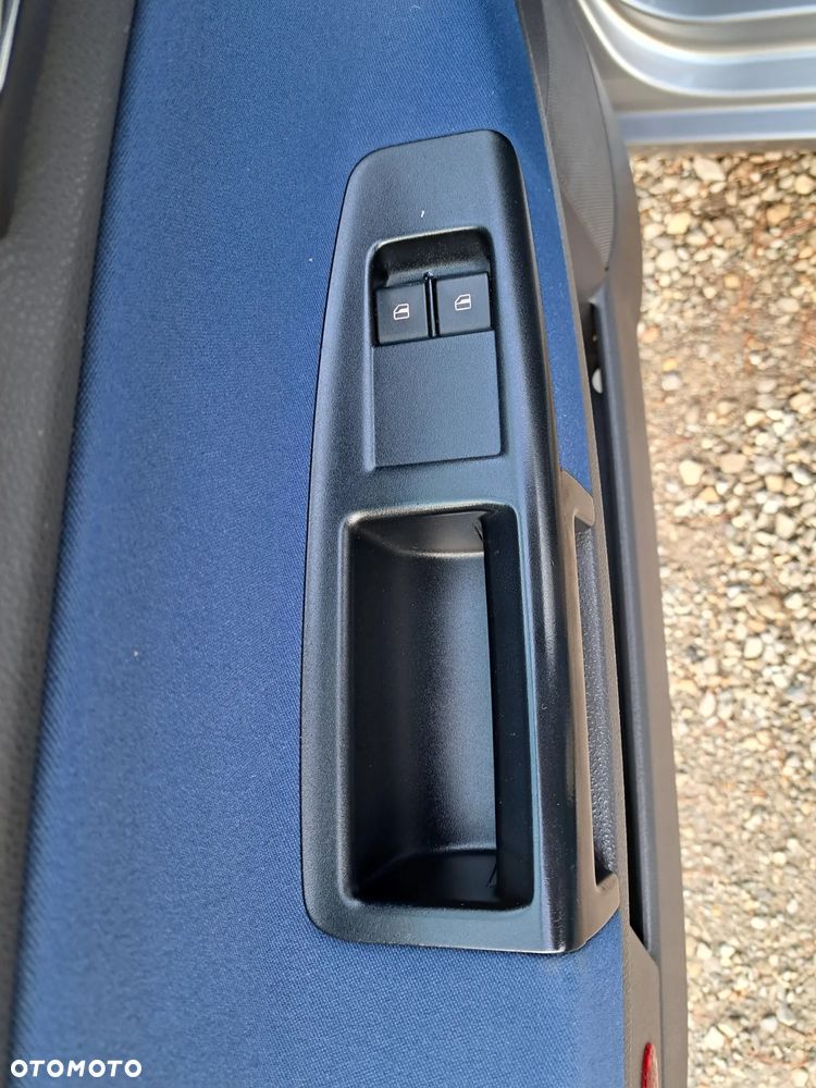 Volkswagen Polo 1.2 Comfortline - 26