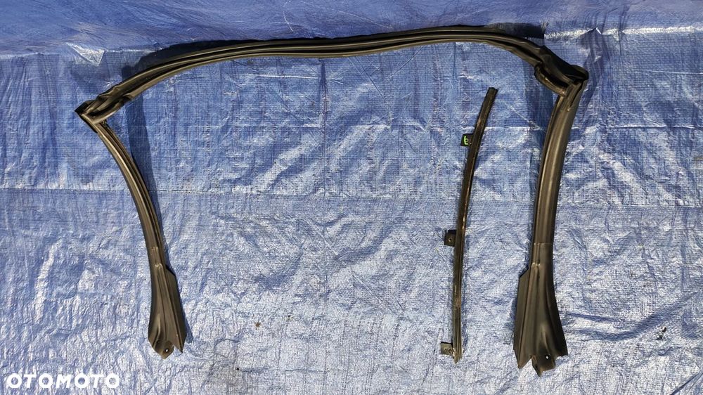 USZCZELKA SZYBY CZOŁOWEJ PRZÓD DACHU LISTWA LEWA A1727200078 A1726900039 MERCEDES SLC SLK R172 W172 - 2