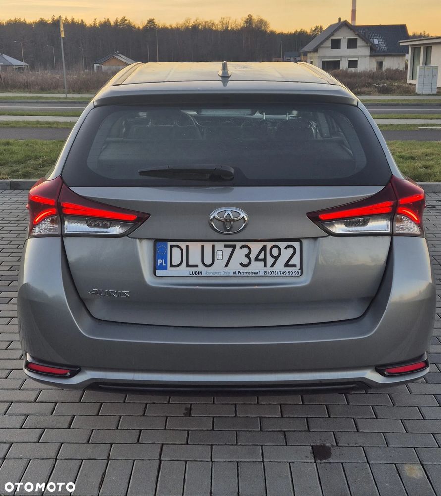 Toyota Auris 1.6 Active - 10