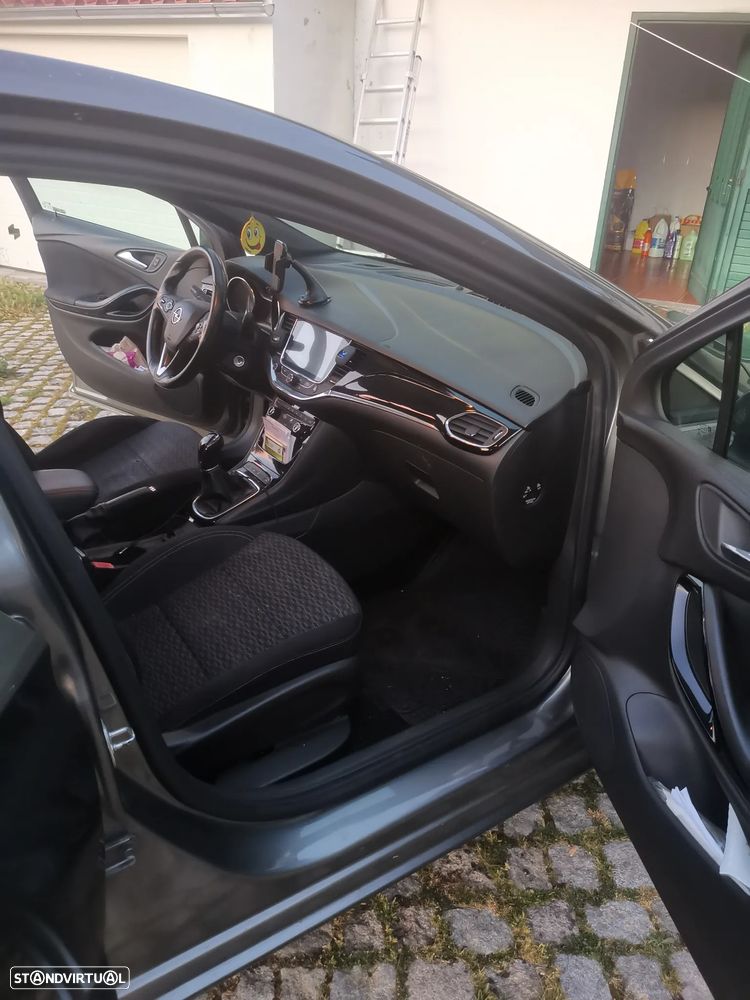 Opel Astra 1.6 CDTI Dynamic S/S - 10