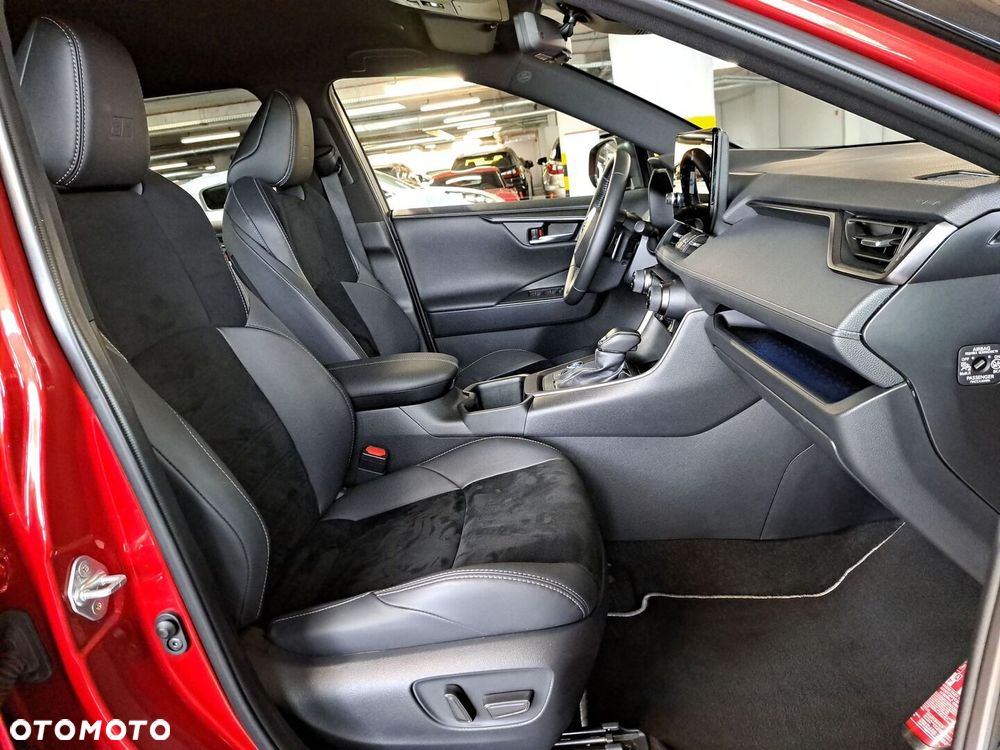 Toyota RAV4 - 16