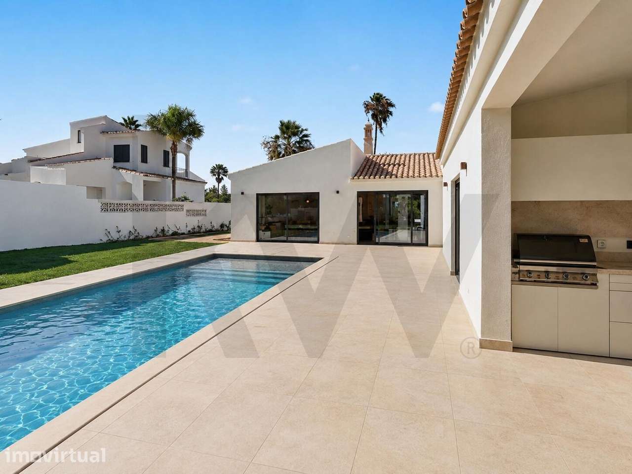 Moradia V4 Térrea Totalmente Remodelada no Old Course Vilamoura | Pisc - Grande imagem: 2/26