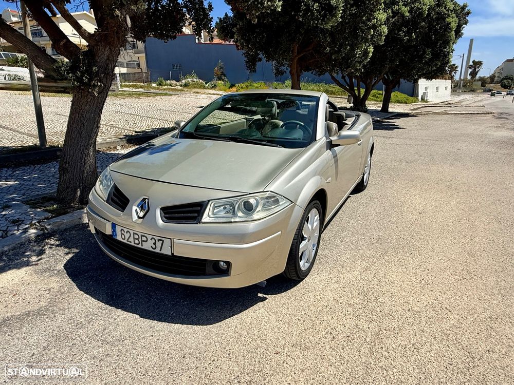 Renault Mégane CC - 12