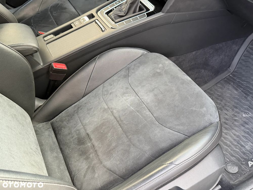 Volkswagen Arteon 2.0 TDI 4Motion SCR R-Line DSG - 27