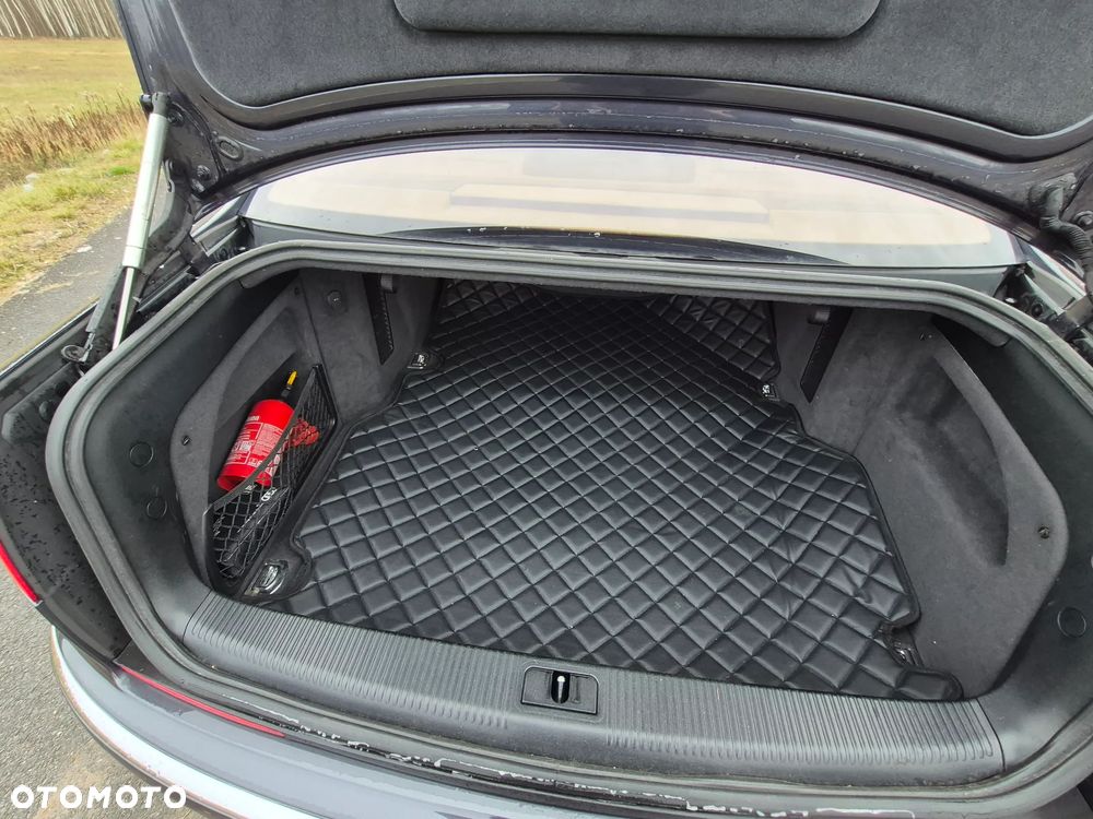 Audi A8 4.2 TDI Quattro - 13