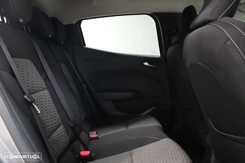 Renault Clio 1.0 TCe Evolution - 23