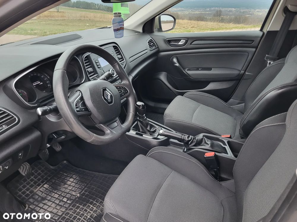 Renault Megane - 11