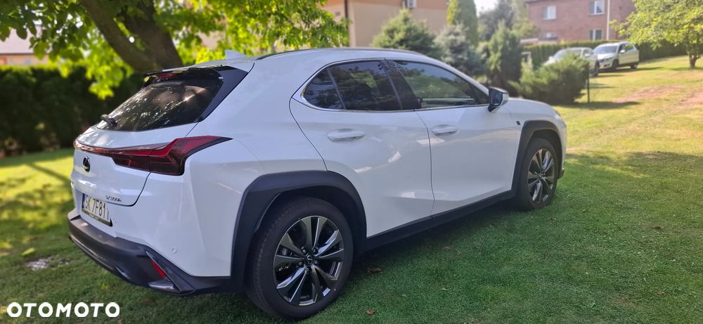 Lexus UX 200 GPF F Sport Design+ 2WD - 6