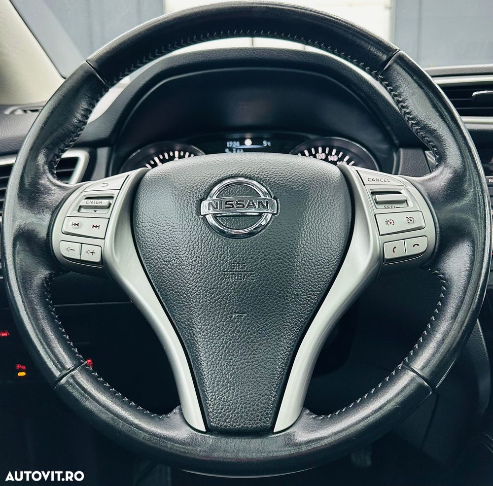 Nissan Qashqai 1.2 DIG-T TEKNA+ - 33