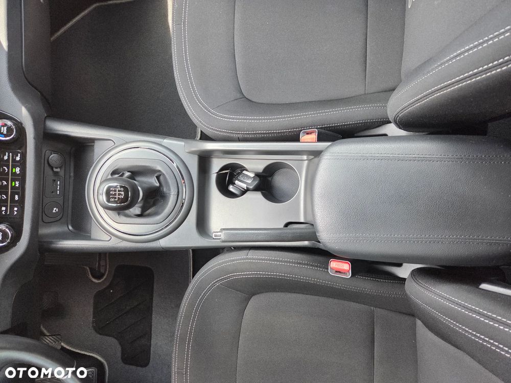 Kia Sportage 1.7 CRDI 2WD Attract - 23