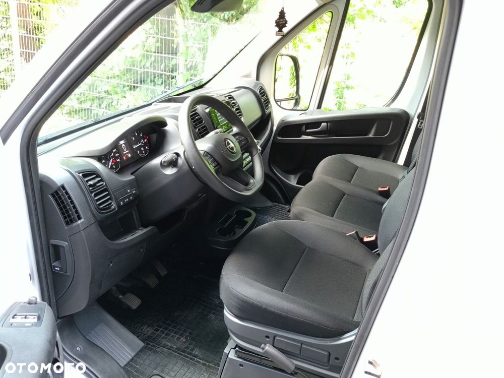 Opel movano - 16