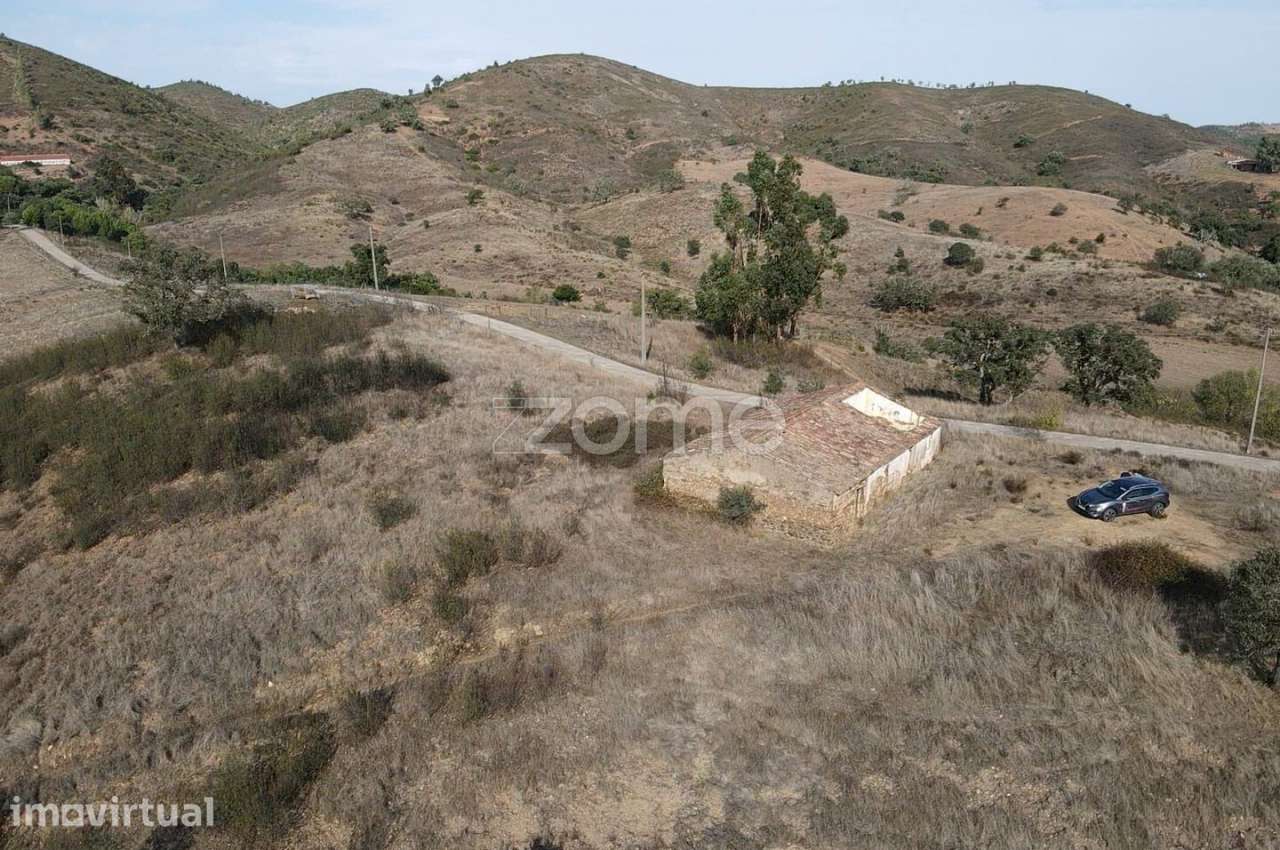 Ruína para recuperar em Corte Peral, S.M. da Serra c/ 136m2 - Grande imagem: 5/26