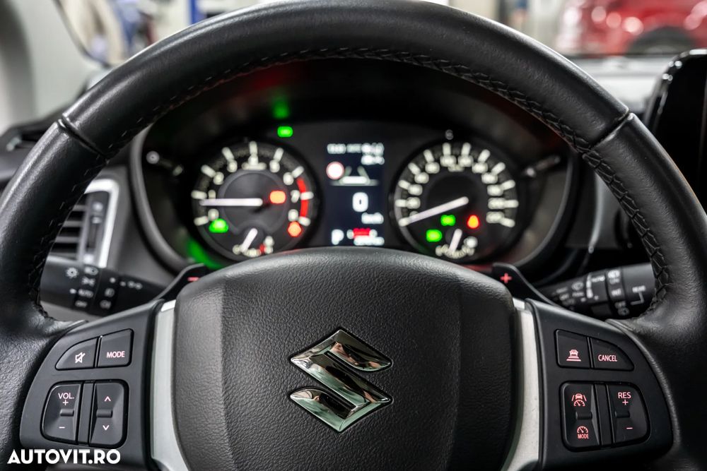 Suzuki S-Cross 1.5 AllGrip HEV Luxus - 18