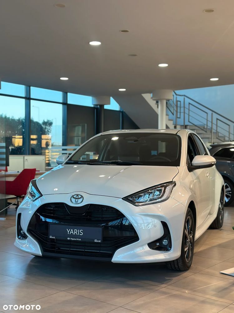 Toyota Yaris - 1