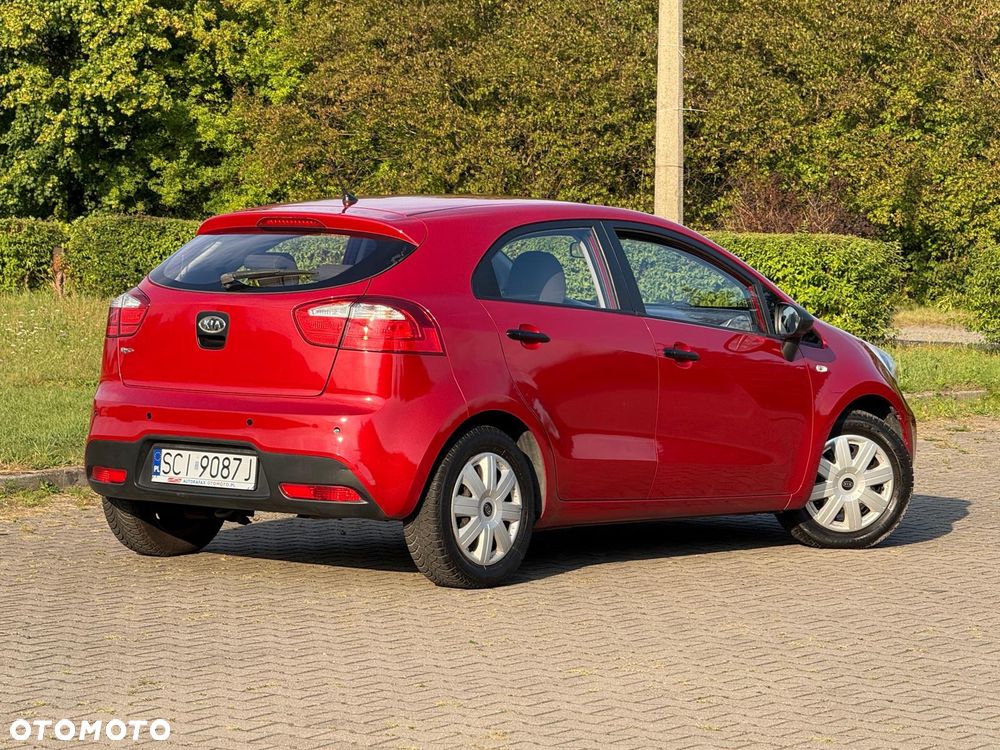 Kia Rio 1.2 M - 8