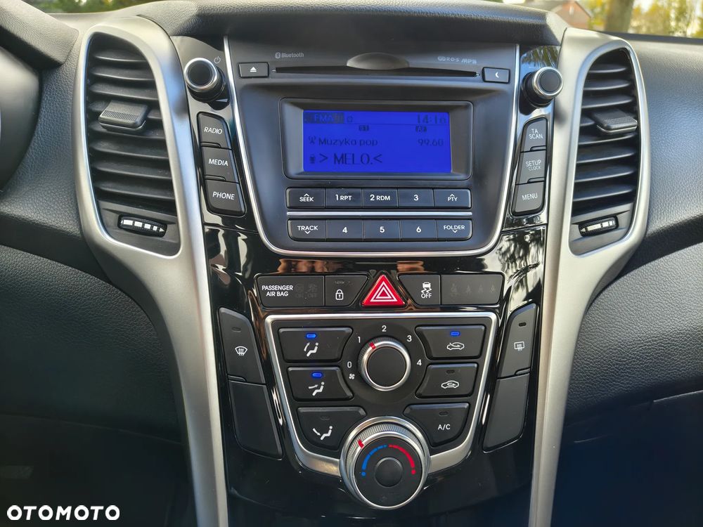 Hyundai i30 blue 1.6 GDI YES Silver - 18