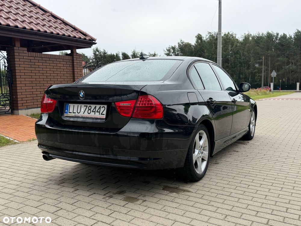 BMW Seria 3 318d DPF Edition Sport - 4
